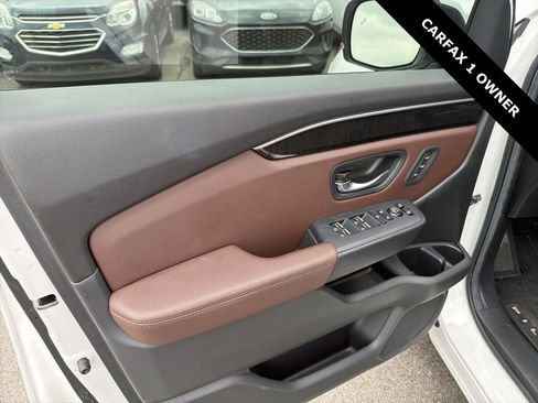 Used 2025 Honda Pilot Elite image 10