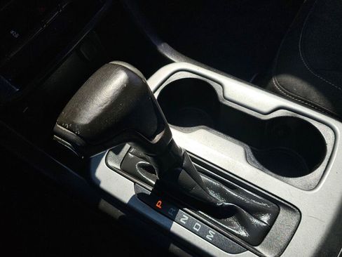 Used 2015 Chevrolet Colorado LT AWD/4WD image 26