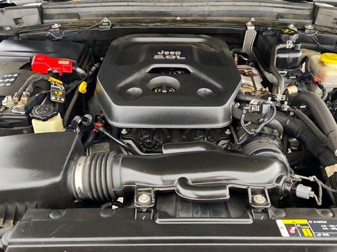 Used 2020 Jeep Wrangler Unlimited Sport S image 26