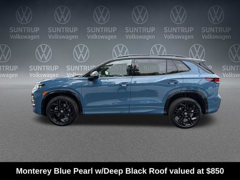 Used 2025 Volkswagen Tiguan SE R-Line AWD/4WD image 2