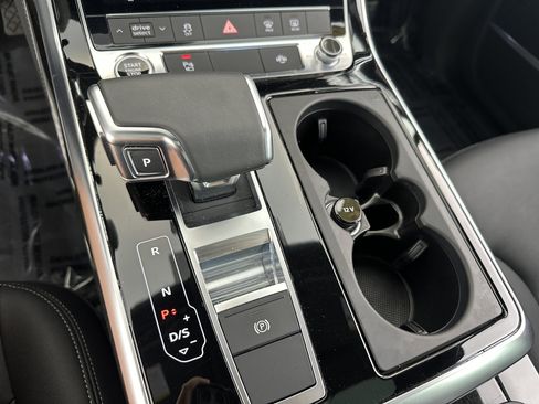 Certified 2025 Audi Q7 2.0T Premium Plus w/ Premium Plus Package image 24