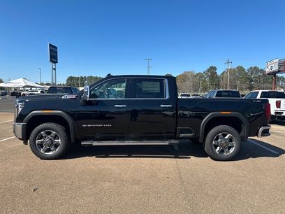 New 2025 GMC Sierra 2500 SLT w/ SLT Premium Package