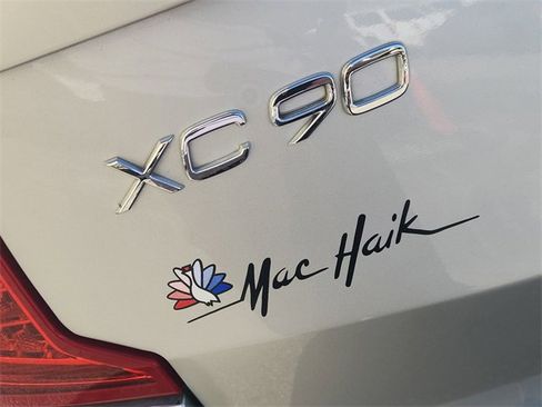 Used 2019 Volvo XC90 T6 Momentum w/ Protection Package Premier image 32