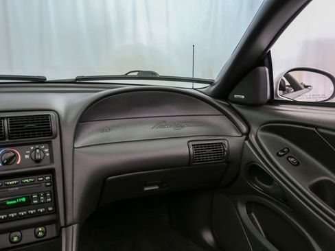 Used 2004 Ford Mustang Cobra RWD image 5
