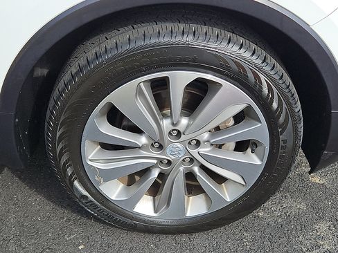Certified 2019 Buick Encore Preferred FWD image 8