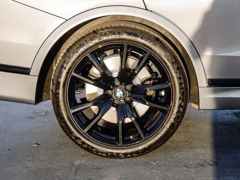 Used 2026 BMW X7 M60i AWD/4WD image 12