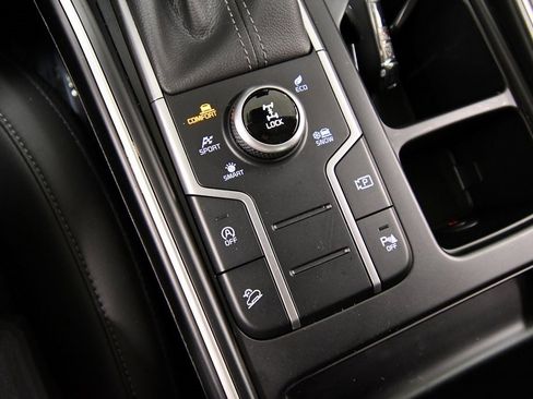 Certified 2023 Kia Sorento S w/ Panoramic Sunroof Package image 29