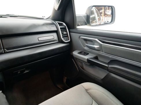 Used 2022 RAM 1500 Big Horn image 10