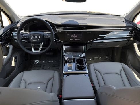 Used 2023 Audi Q7 2.0T Premium Plus w/ Premium Plus Package AWD/4WD image 11
