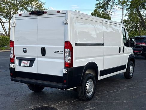 Used 2025 RAM ProMaster 1500 FWD image 10