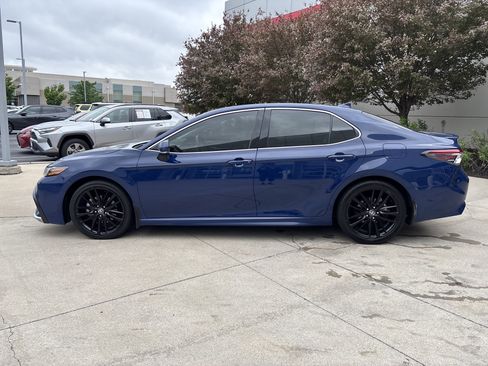 Used 2024 Toyota Camry XSE w/ Cold Weather Package FWD image 8