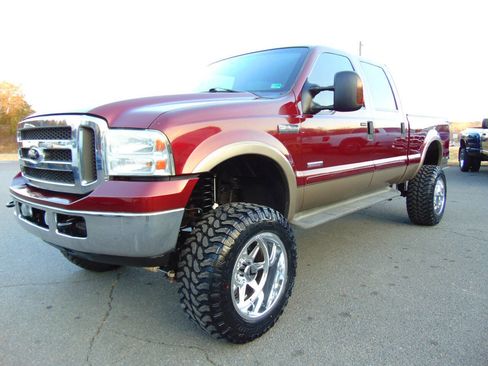 Used 2005 Ford F250 Lariat image 76
