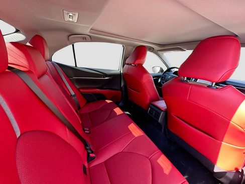 Used 2024 Toyota Camry XSE w/ Navigation Package image 32