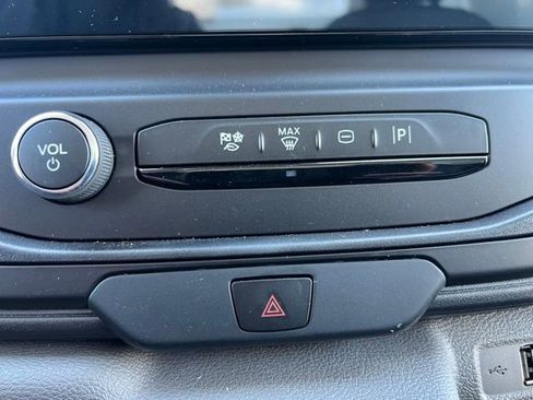 New 2024 Ford E-Transit Low Roof image 16