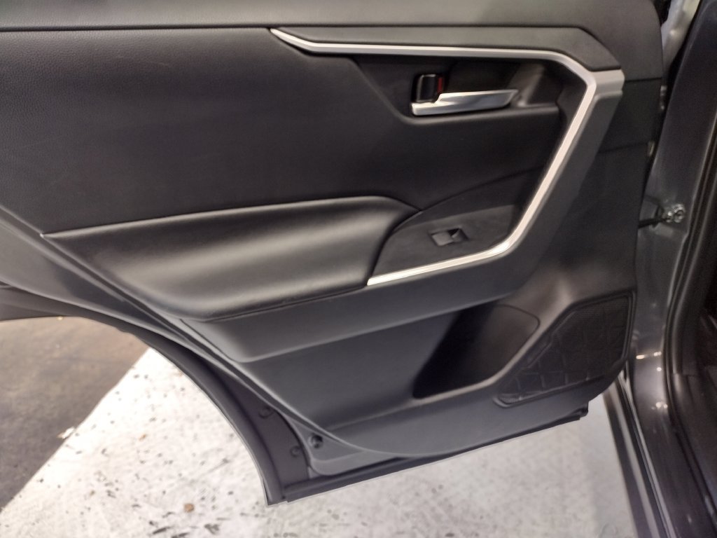 Used 2019 Toyota RAV4 XLE w/ Convenience Package AWD/4WD image 26