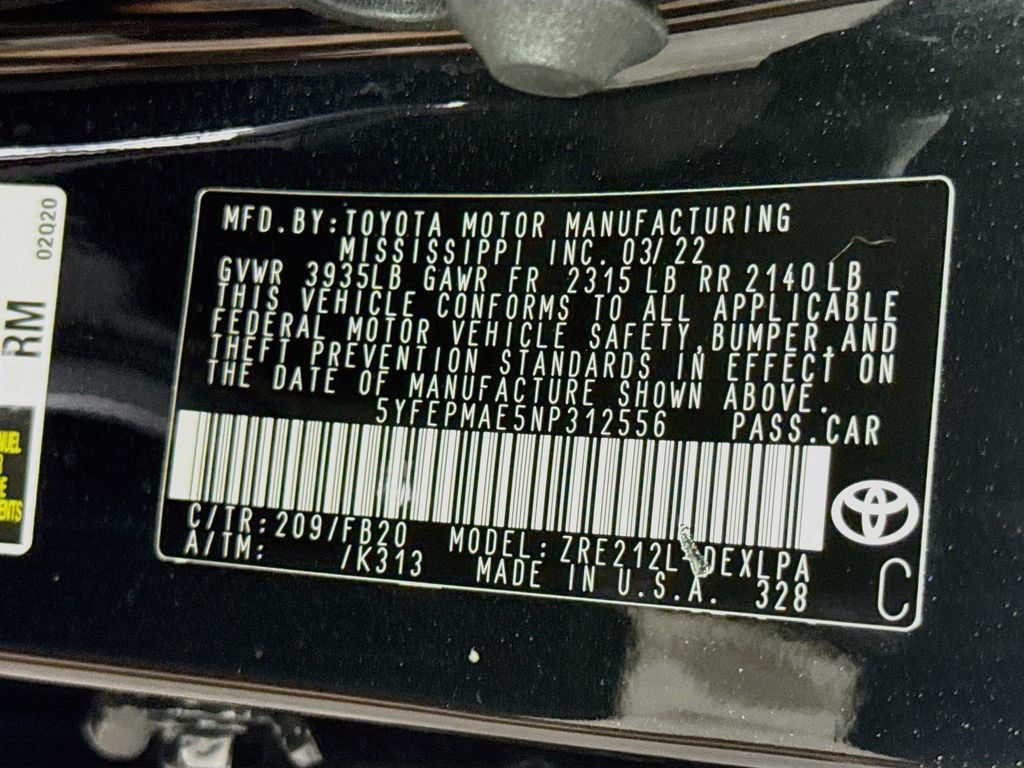 Used 2022 Toyota Corolla LE FWD image 32