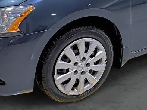 Used 2015 Nissan Sentra SV image 7
