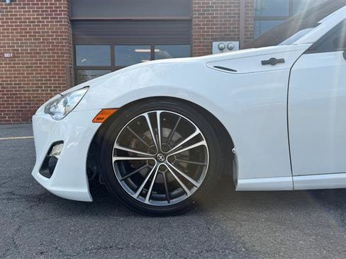 Used 2016 Scion FR-S RWD image 5
