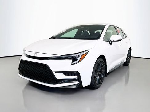 New 2026 Toyota Corolla SE image 7