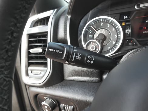 Used 2025 RAM 1500 Big Horn AWD/4WD image 28