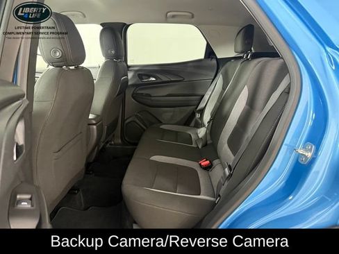 Used 2025 Chevrolet TrailBlazer LT AWD/4WD image 15