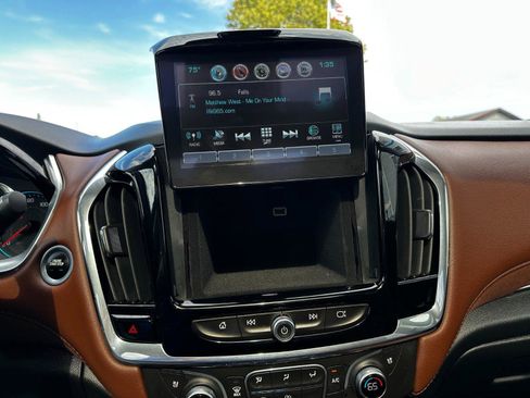 Used 2018 Chevrolet Traverse High Country image 14