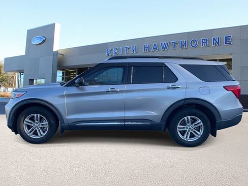 Used 2020 Ford Explorer XLT AWD/4WD image 4