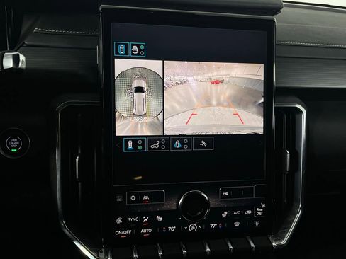 Used 2024 GMC Acadia Elevation w/ Super Cruise Package image 15