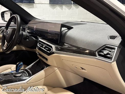 Used 2023 BMW i4 eDrive40 w/ Premium Package RWD image 19