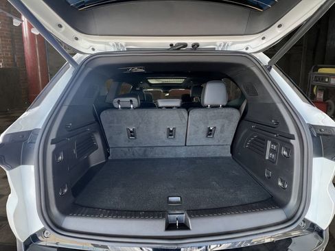 Used 2026 Buick Enclave Sport Touring w/ Super Cruise Package image 26