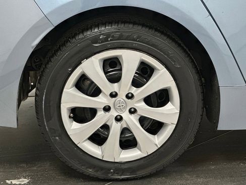 Used 2021 Toyota Corolla LE FWD image 22