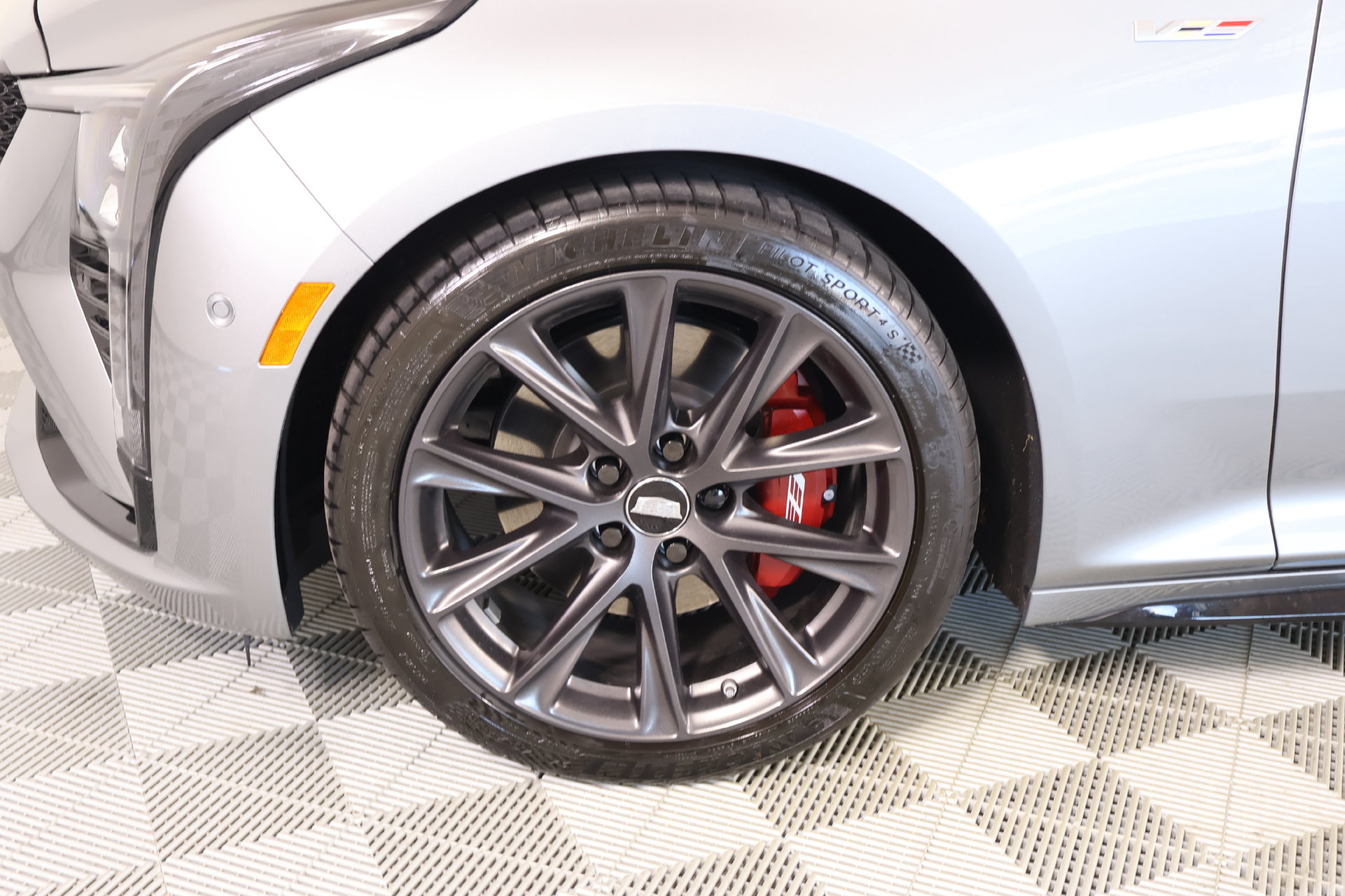 Used 2026 Cadillac CT5 V w/ Technology Package RWD image 19