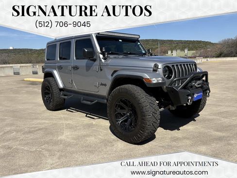 Used 2021 Jeep Wrangler Unlimited Sahara image 1