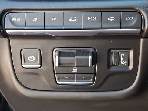 Certified 2024 Cadillac Escalade ESV Sport Platinum w/ LPO, ONYX Package image 25