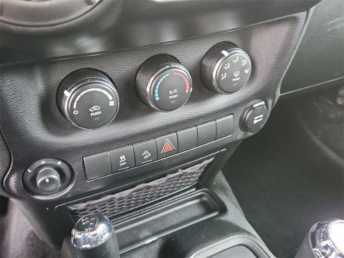 Used 2017 Jeep Wrangler Sport w/ Quick Order Package 24S image 24