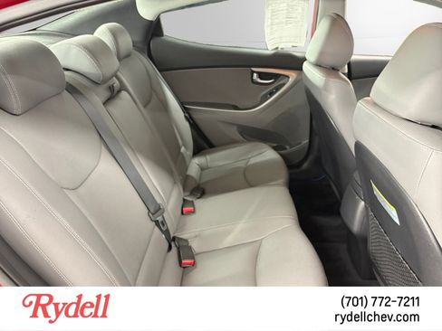 Used 2015 Hyundai Elantra Limited FWD image 17
