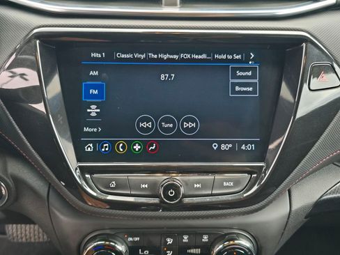 Used 2023 Chevrolet TrailBlazer RS w/ Convenience Package FWD image 19