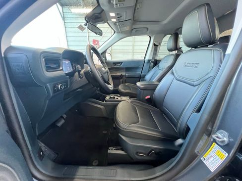 Used 2025 Ford Maverick Lobo image 10