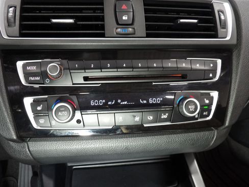 Used 2016 BMW M235i xDrive Convertible image 17