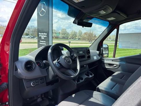 New 2026 Mercedes-Benz Sprinter 2500 image 14