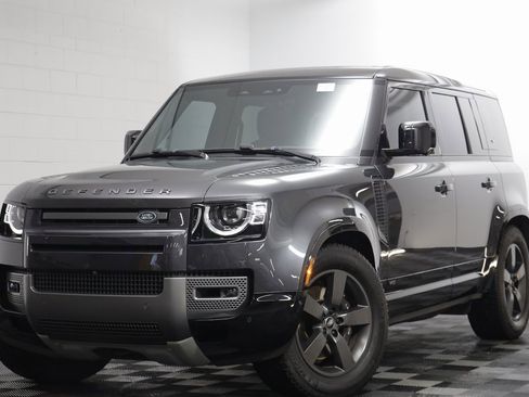 Used 2023 Land Rover Defender 110 V8 image 1