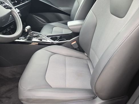 Certified 2023 Kia Niro EX Touring FWD image 15
