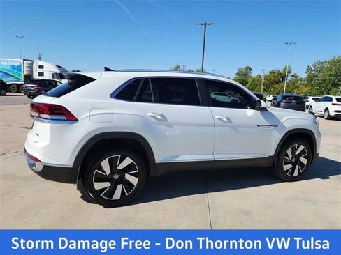 New 2026 Volkswagen Atlas Cross Sport SEL AWD/4WD image 2