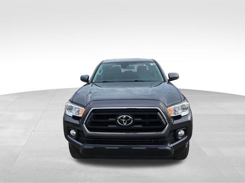Used 2022 Toyota Tacoma SR5 image 2