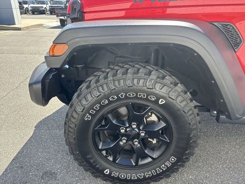 Used 2021 Jeep Wrangler Unlimited Sport AWD/4WD image 18