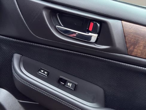 Used 2016 Subaru Outback 2.5i Limited image 18