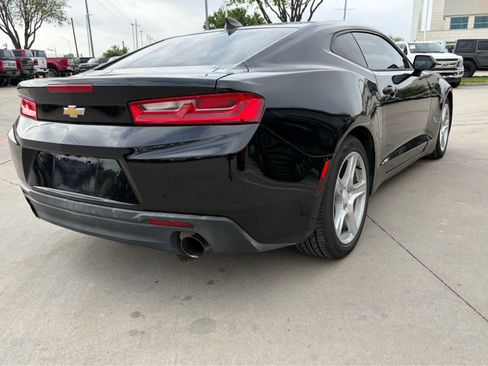 Used 2017 Chevrolet Camaro LT image 4