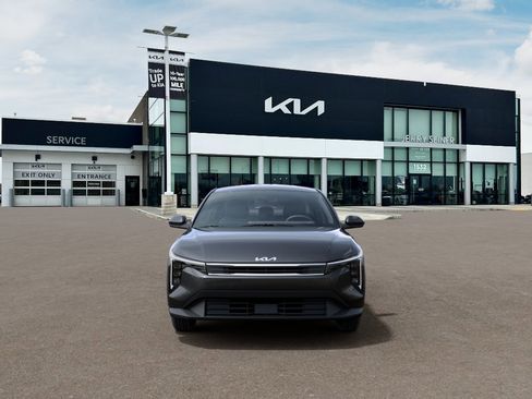 New 2026 Kia K4 LXS FWD image 2