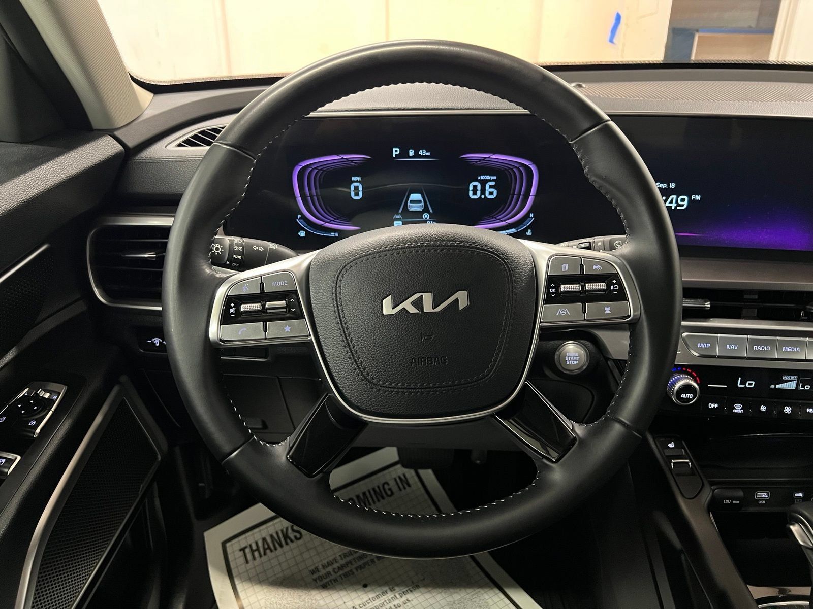 Used 2024 Kia Telluride S w/ S Sunroof Package FWD image 11