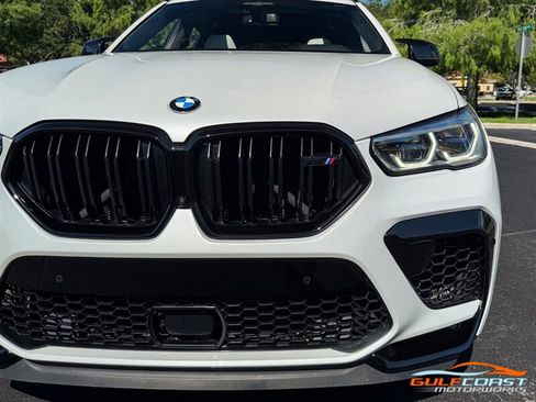 Used 2020 BMW X6 M Competition AWD/4WD image 3